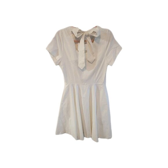 Gown Town White Dress XXL Partially Open Back Pockets Stretch Flowy Skirt - Picture 2 of 8